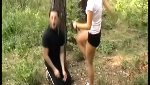 Avusturya'yı tekmelemek