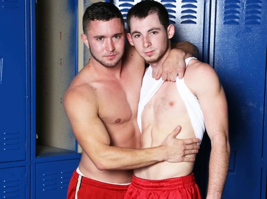 Sıcak eşcinsel seks içinde the soyunma odası