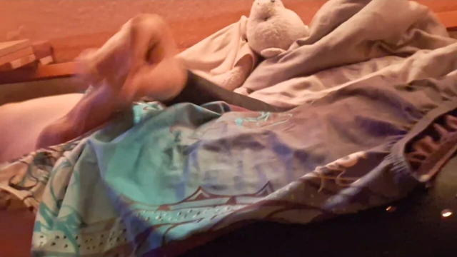 Сперма в трико на элитном трико, камшот