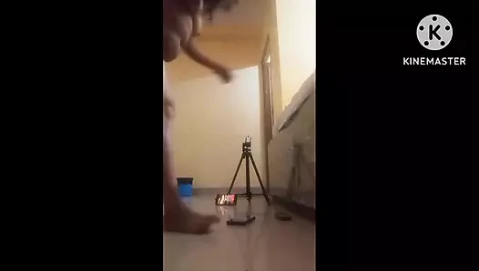 Okul öğretmeni domalarak sert seks yapıyor