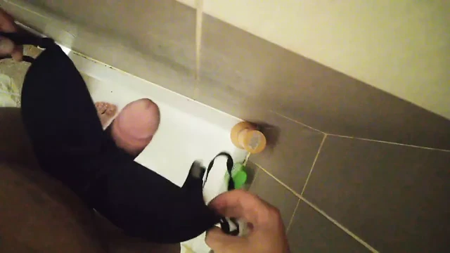 Tetka zadaje muke... opet