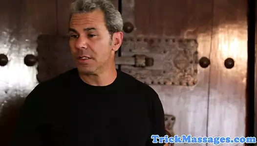 amatör masaj bebeğim sürülmüş tarafından ona masör