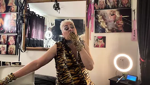 Sahibe sigara içiyor bölüm 21