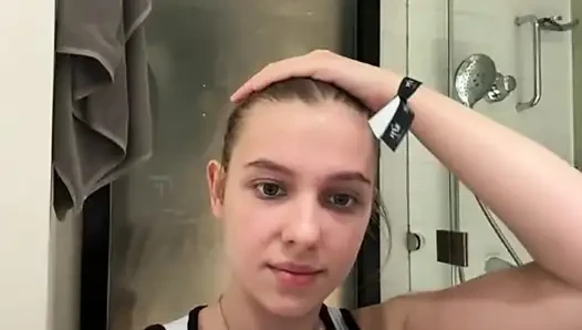 Jucielussie otelde yakın çekim sikişiyor