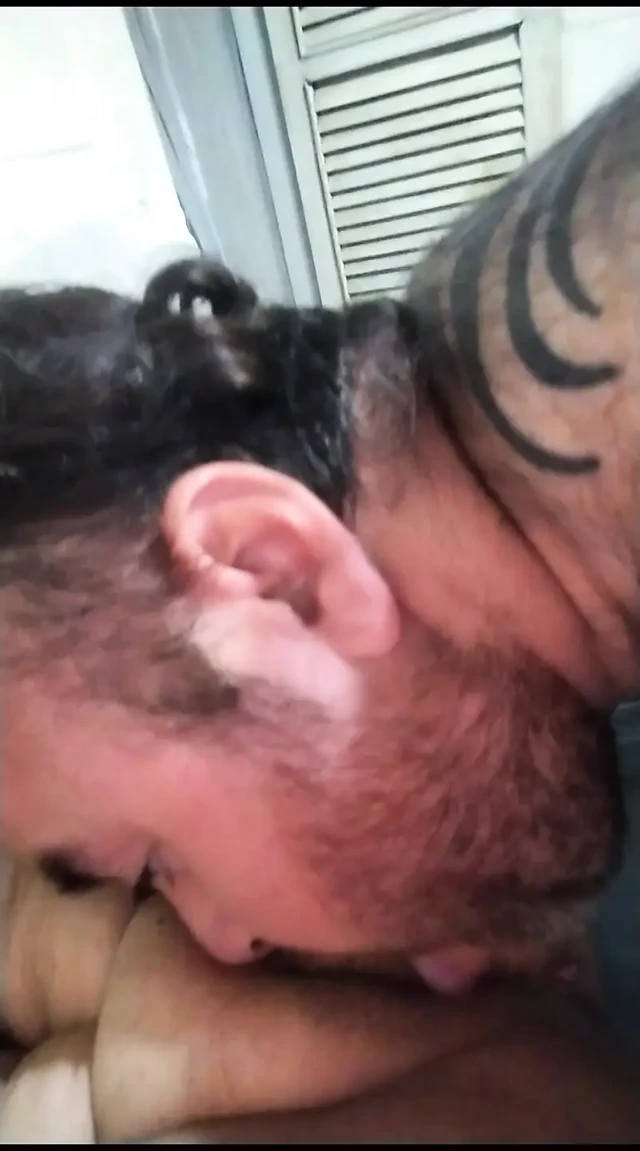 Küçük sürtüğüm enfes götü!