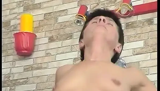 Nine kıllı deliğine yarak alıyor