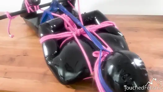 Touchedfetish - lastik ve lateks fetiş çift - sert ve sert bdsm - şaplak ve gırtlağına kadar