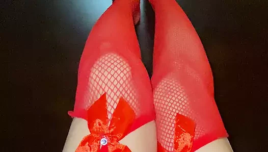 Uzun ayak parmaklı kırmızı çoraplı minik seksi Asyalı ayaklı gerçekten seksi bacaklar