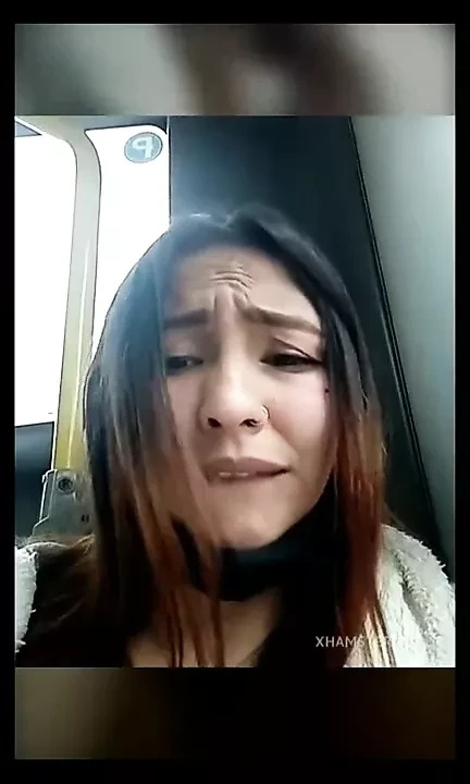 bir halk otobüsü üzerinde mastürbasyon