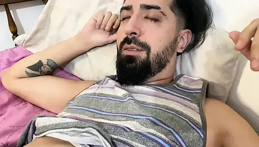 Eddie Queens ve güzeller Reyna Tirana ve BabyLuna939'un yer aldığı Arjantin'de Çin prezervatifinin kutu açılım ve testi bölüm 7