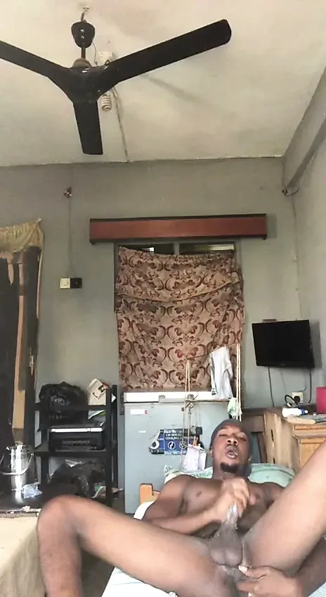 Evde yalnızken mastürbasyon yapmayı bırakamıyorum..