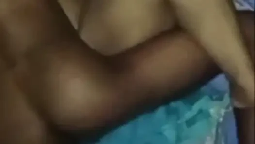 Bangladeşli evli kadın seks yapıyor