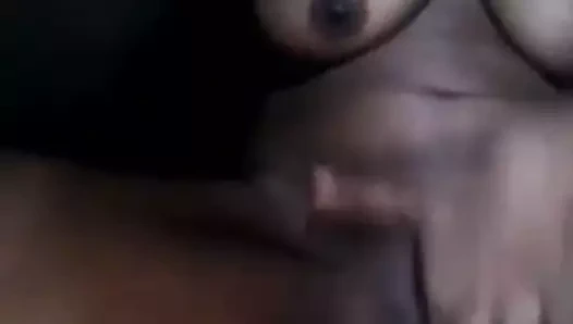 Toma sıcak parmak kız