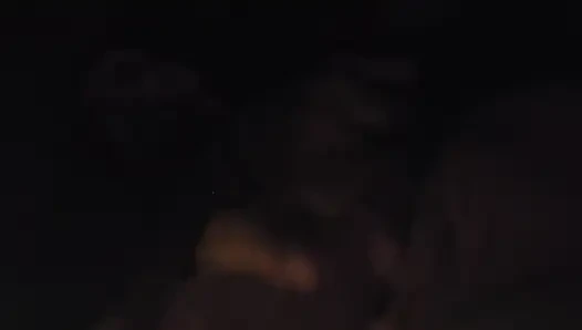 Beni sinemada boşaltıyor