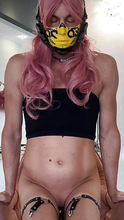 Yaldızlı delik anal bebek