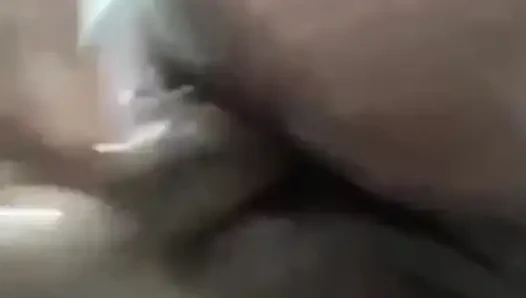 Duşta tek başına yoğun anal mastürbasyon