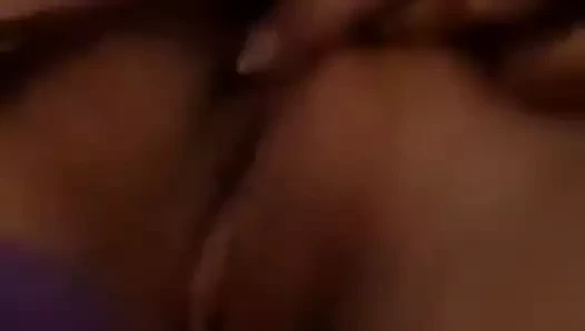 Aldatan karısı onun videosunu gönderir