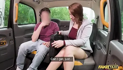 Fake Taxi - güzel büyük memeli Rus orta yaşlı seksi kadın sata jones İtalyan taksi şoförüyle halka açık sert seks