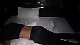 Ahşap tarafından şaplak deri pantolon