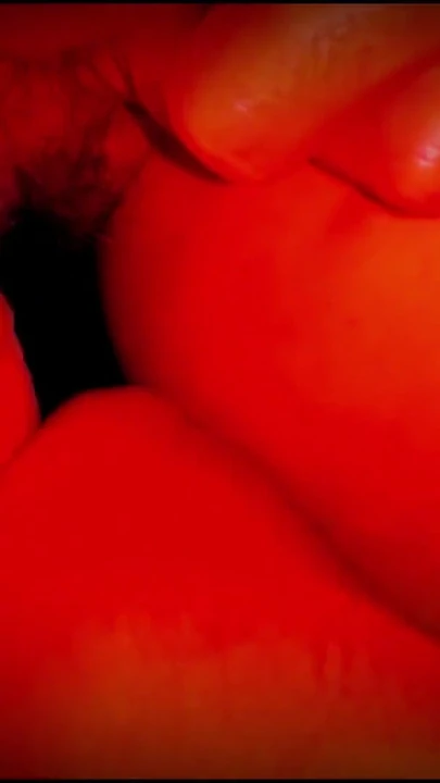 Bayan Kitty ile evin arkasında buluşmaya gittim ve ruh halimi değiştirmek için seks yapmamı istedi. (09 Nov 2025) | Klip 1