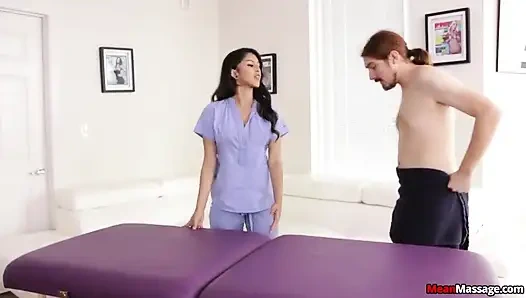 Sophia leone: en iyi orgazm doom