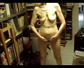 Josee     HOUSEWIFE   vieille femme  vraie pute