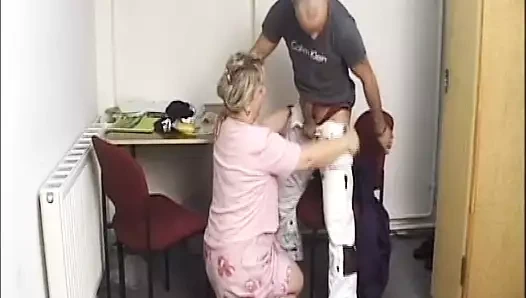 Eski kutuda iyi sikişiyorsun #8 - Alman