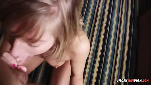 Ablamın arkadaşı büyük bir sürtük