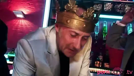 sluts alır raylı sırasında orgy