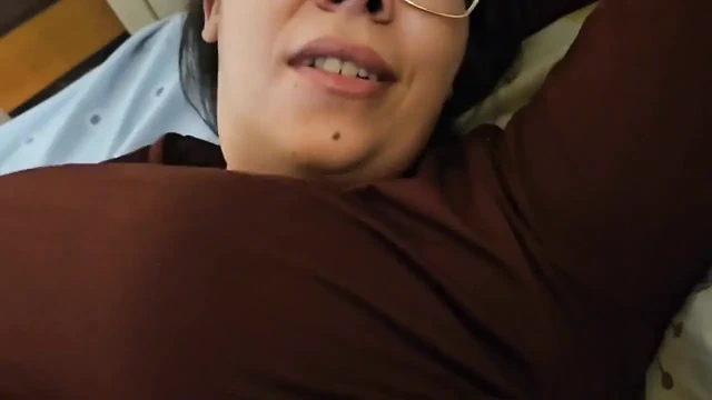 Utangaç Kız Eski Erkek Arkadaşı Tarafından Doldurulmak İstiyor