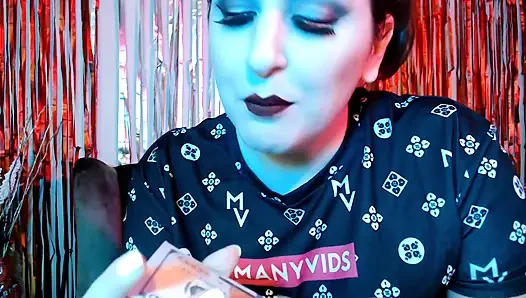 Açgözlü tanrıça findom asmr