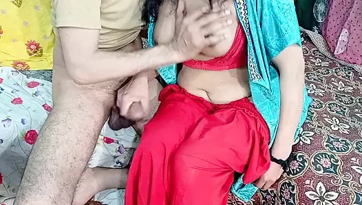 PENCAPLı DESI YENGE VE BENGALLI DEBOR WEB KAMERASıNDA CANLı ELLE MUAMELE, PARMAKLAMA VE SIKIŞ