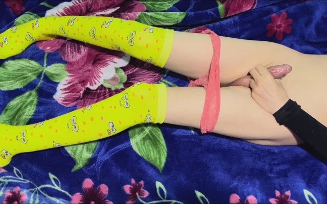 Pembe külot boşalması kadın egemenliği