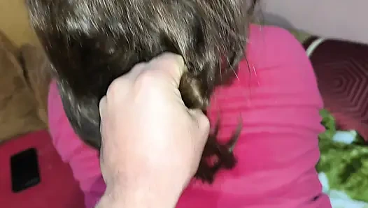 Müslüman Bir Evli Kadını Evi Temizlerken Sikiyor