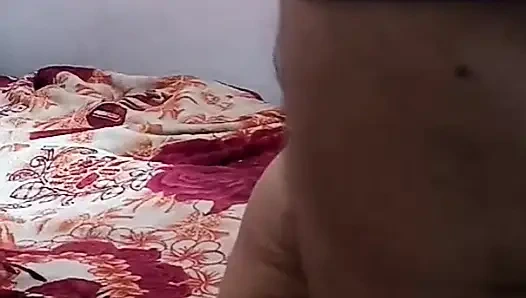 Seksi Üvey Kız Kardeşi ve En İyi Arkadaşı ile Sürpriz Üçlü
