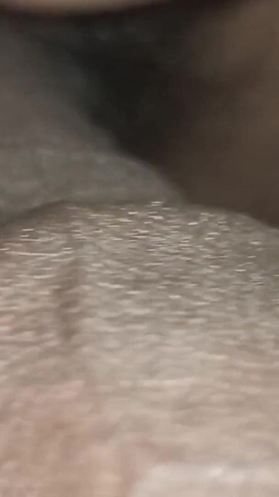 Süper seksi genç erkek avcısı deshi ailesini alıyor | Klip 1