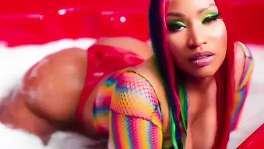 Seksi kıyafetli güzellik