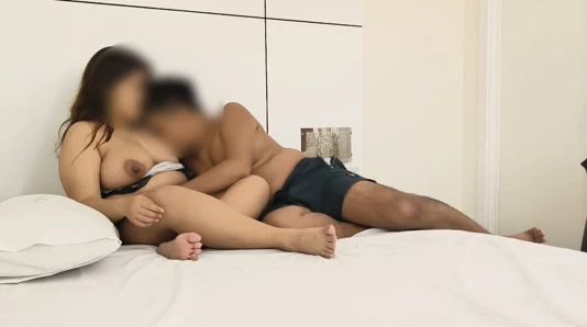 Azgın pinay orta yaşlı seksi kadın döllenmek istiyor