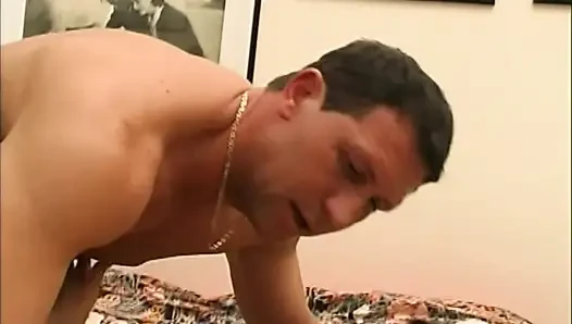 Seksi genç kız gerçekten çok güzel göt sikiliyor ve büyük amatör yarakla ağzına boşalıyor