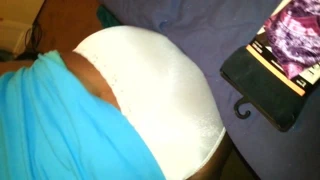 Yeni külot ve tozluk denemek