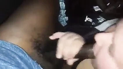 Susamış beyaz kız ağzına buss istedi