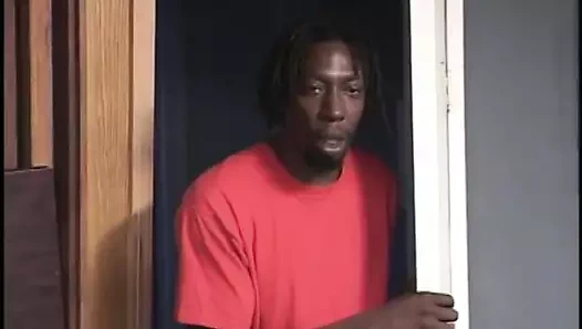 adam alır onun horoz emdi tarafından büyük busty siyah kız