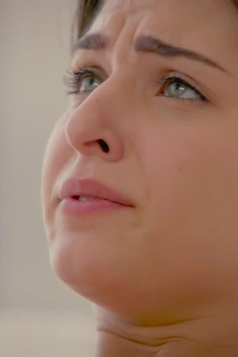 Üvey kız kardeş Leah Gotti için ilk anal
