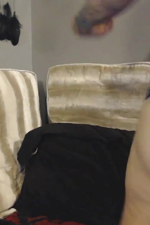 Gotik külot koklama ve amına tapma