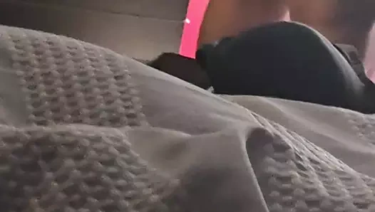 Üvey anne üvey oğlunun büyük yarağının önünde külot içinde utanmadan