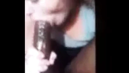 Bazı harika kafa veren yerel kız