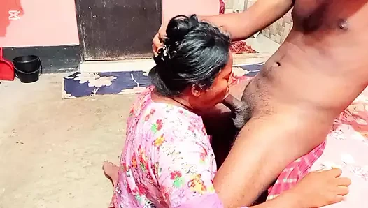 Bugün şişman kız arkadaşımla birçok romantik şekilde seks yaptım.