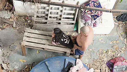 zıplamıyor lanet olası orospu yok quintal