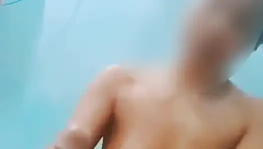 Menantu dan mertua melakukan hubungan seksual