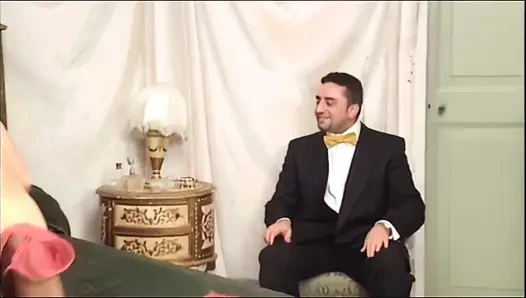 Voyeur Kocasi, Karisinin O Fahişesine Güzel Genç Bir Penis Veriyor